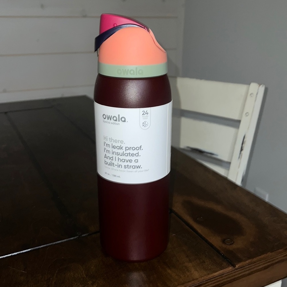 Owala Velvet Moon FreeSip 40oz